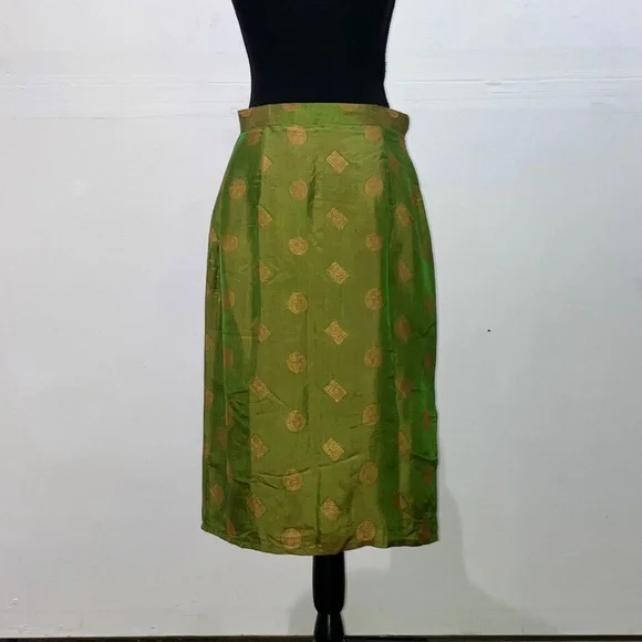 Green and Gold Silk Skirt - Picture 8 of 12